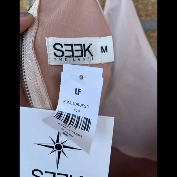 LF Seek the label blush dress medium - Picture 7 of 12